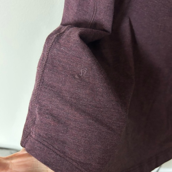 Lululemon 5 Year Basic Burgundy T Shirt - Picture 4 of 5